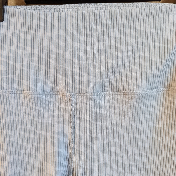 Carbon38 ribbed leopard leggings - Picture 6 of 9